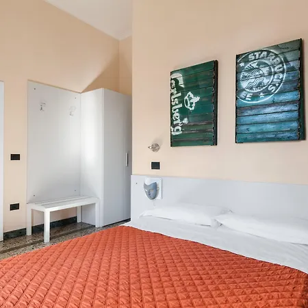 In Elisa & Gentucca Bed & Breakfast Lucca