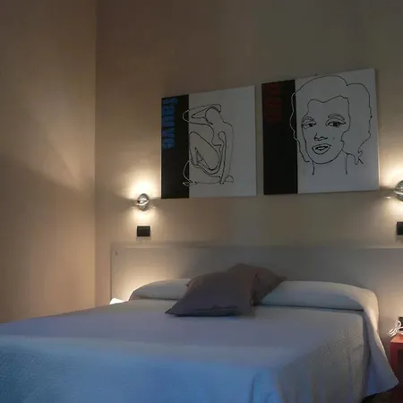Bed & Breakfast In Elisa & Gentucca Lucca
